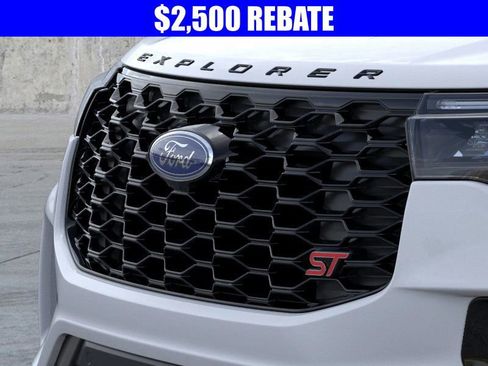New 2026 Ford Explorer ST image 17
