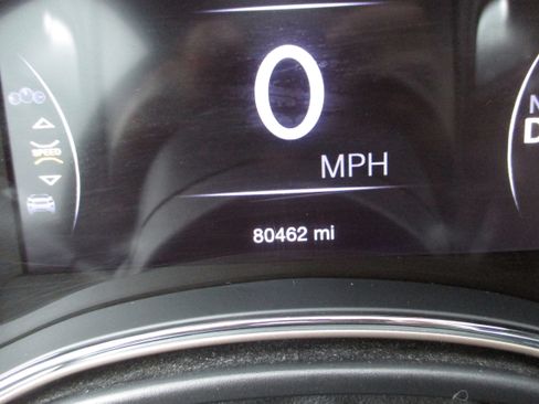 Used 2016 Jeep Grand Cherokee Laredo w/ Quick Order Package 23E image 19