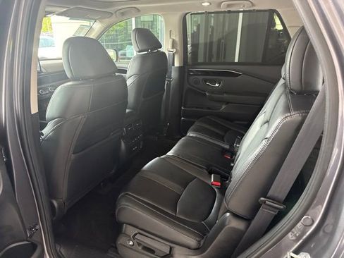 Certified 2023 Honda Pilot Touring image 19