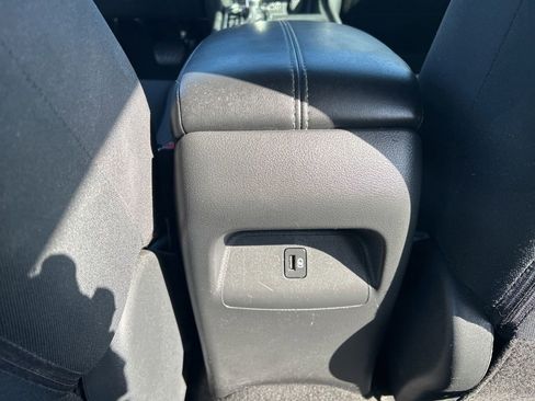 Used 2024 Nissan Sentra SV FWD image 21