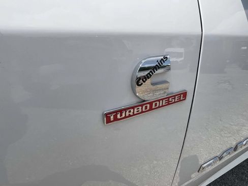 Used 2026 RAM 2500 Laramie AWD/4WD image 14