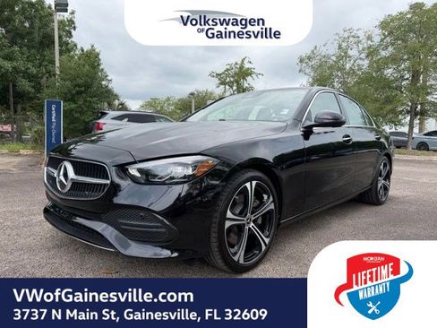 Used 2025 Mercedes-Benz C 300 Sedan image 3