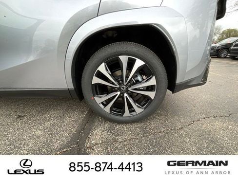 New 2026 Lexus UX 300h AWD image 24
