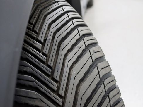 Used 2018 Tesla Model X 75D image 36