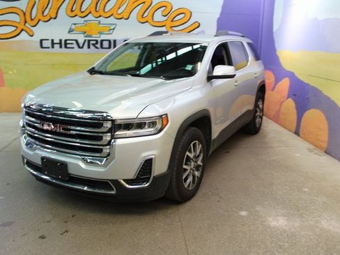 Used 2020 GMC Acadia SLE image 4
