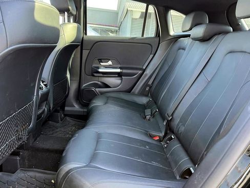 Used 2022 Mercedes-Benz GLA 250 4MATIC w/ Premium Package Lite image 11