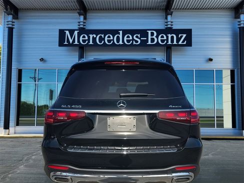 New 2026 Mercedes-Benz GLS 450 4MATIC image 5