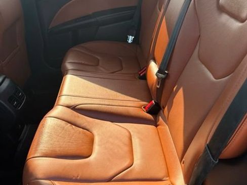 Used 2019 Ford Fusion Titanium FWD image 9