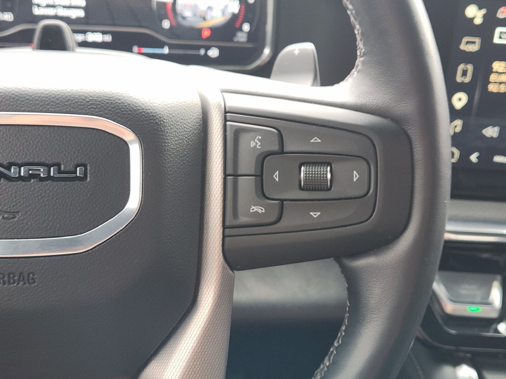 Used 2025 GMC Sierra 1500 Denali AWD/4WD image 29