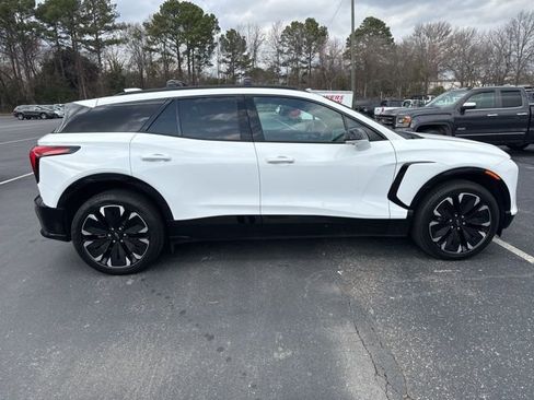 Used 2024 Chevrolet Blazer EV RS image 6