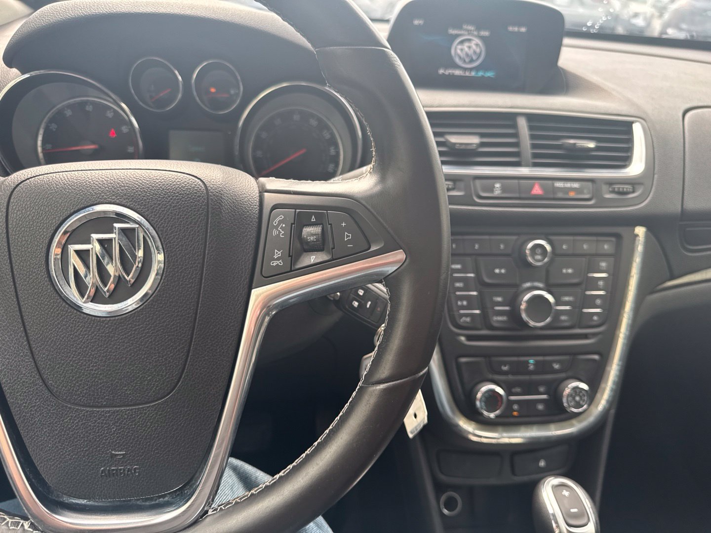 Used 2014 Buick Encore FWD image 23