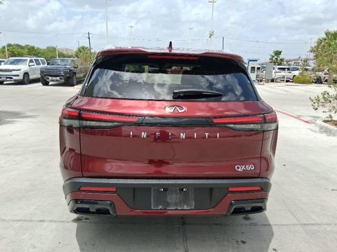 Used 2024 INFINITI QX60 Luxe FWD image 5