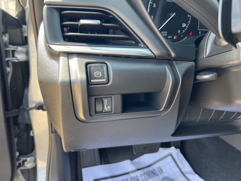 Used 2025 Cadillac CT4 Luxury image 36