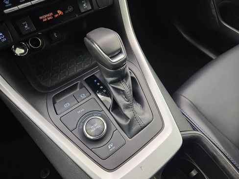 Used 2022 Toyota RAV4 XSE image 31