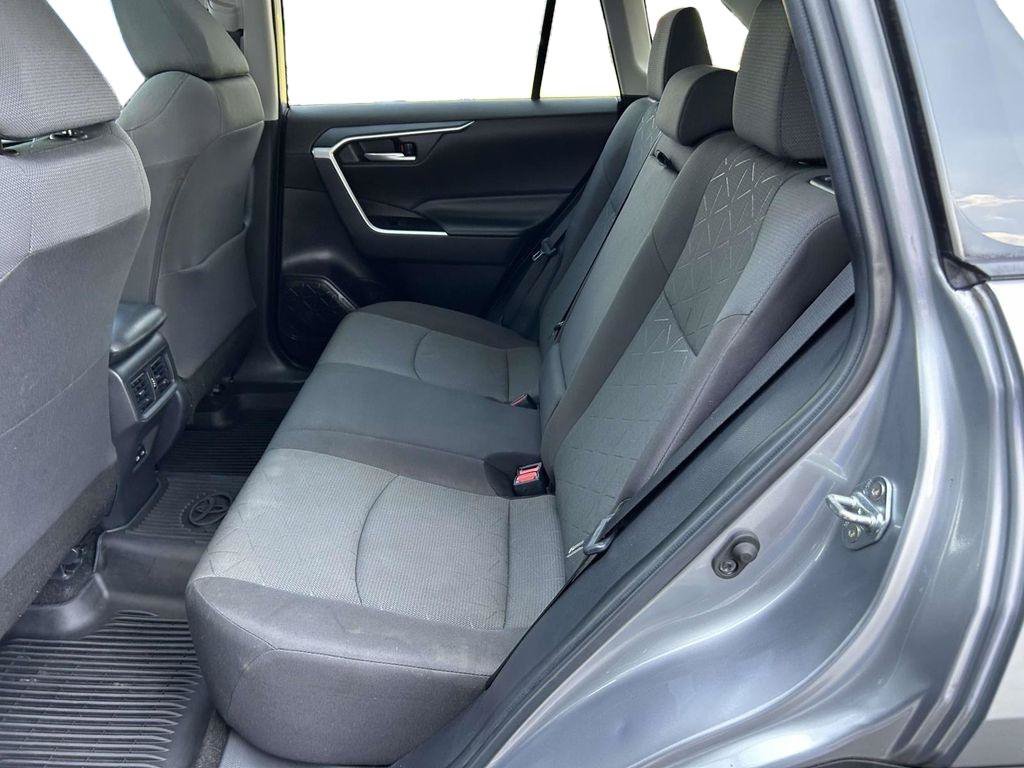 Used 2023 Toyota RAV4 XLE w/ Convenience Package FWD image 10