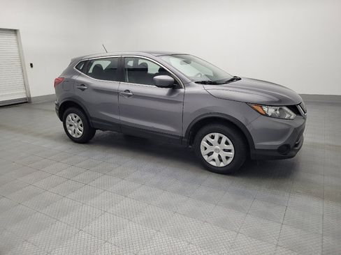 Used 2019 Nissan Rogue Sport S image 11