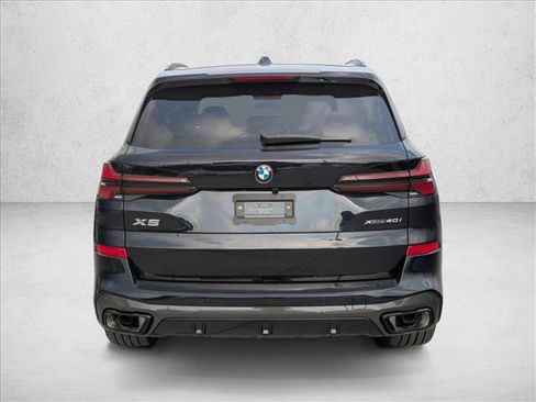 New 2026 BMW X5 xDrive40i w/ Executive Package image 8