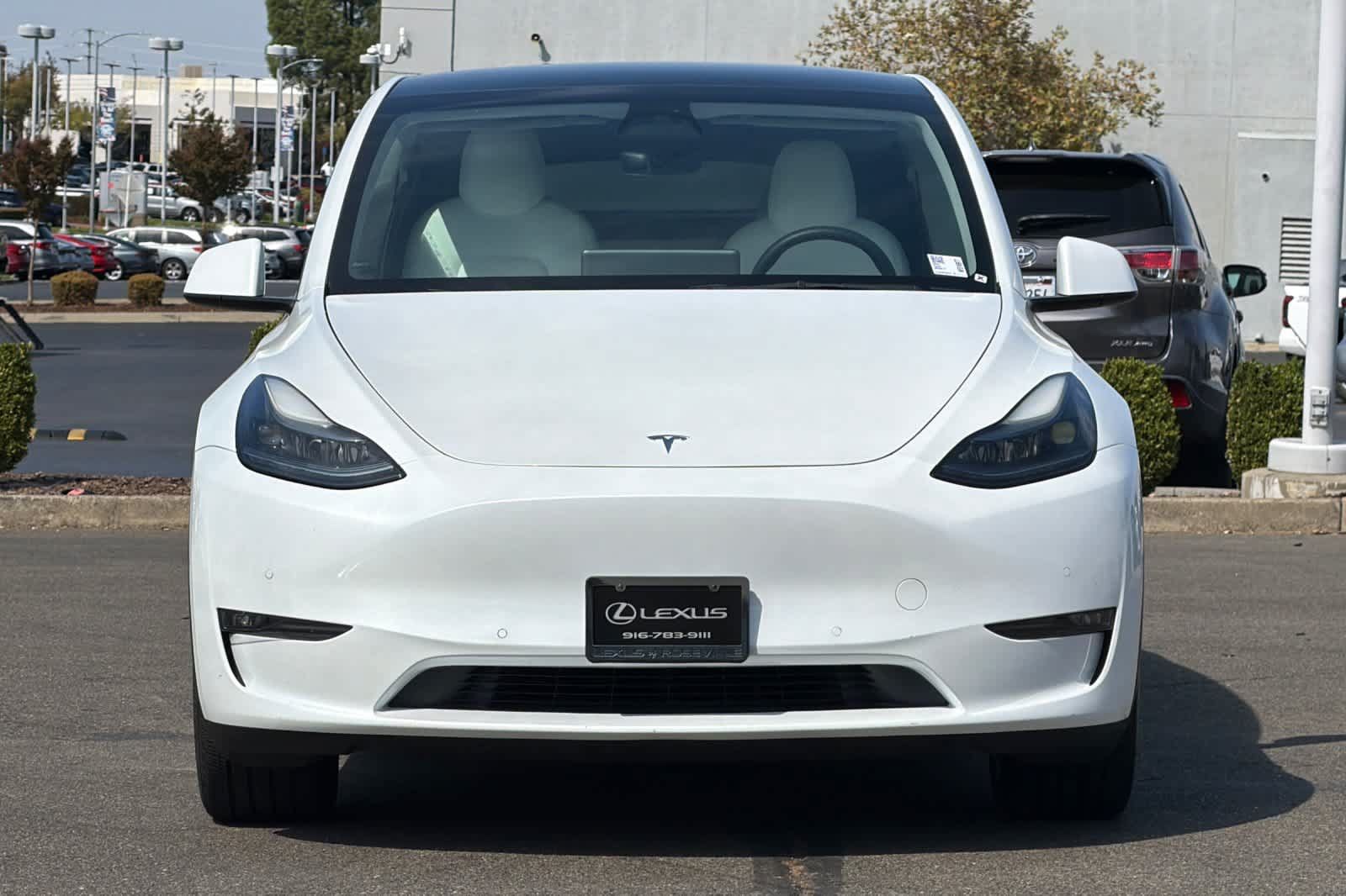 Used 2022 Tesla Model Y Long Range AWD/4WD image 10