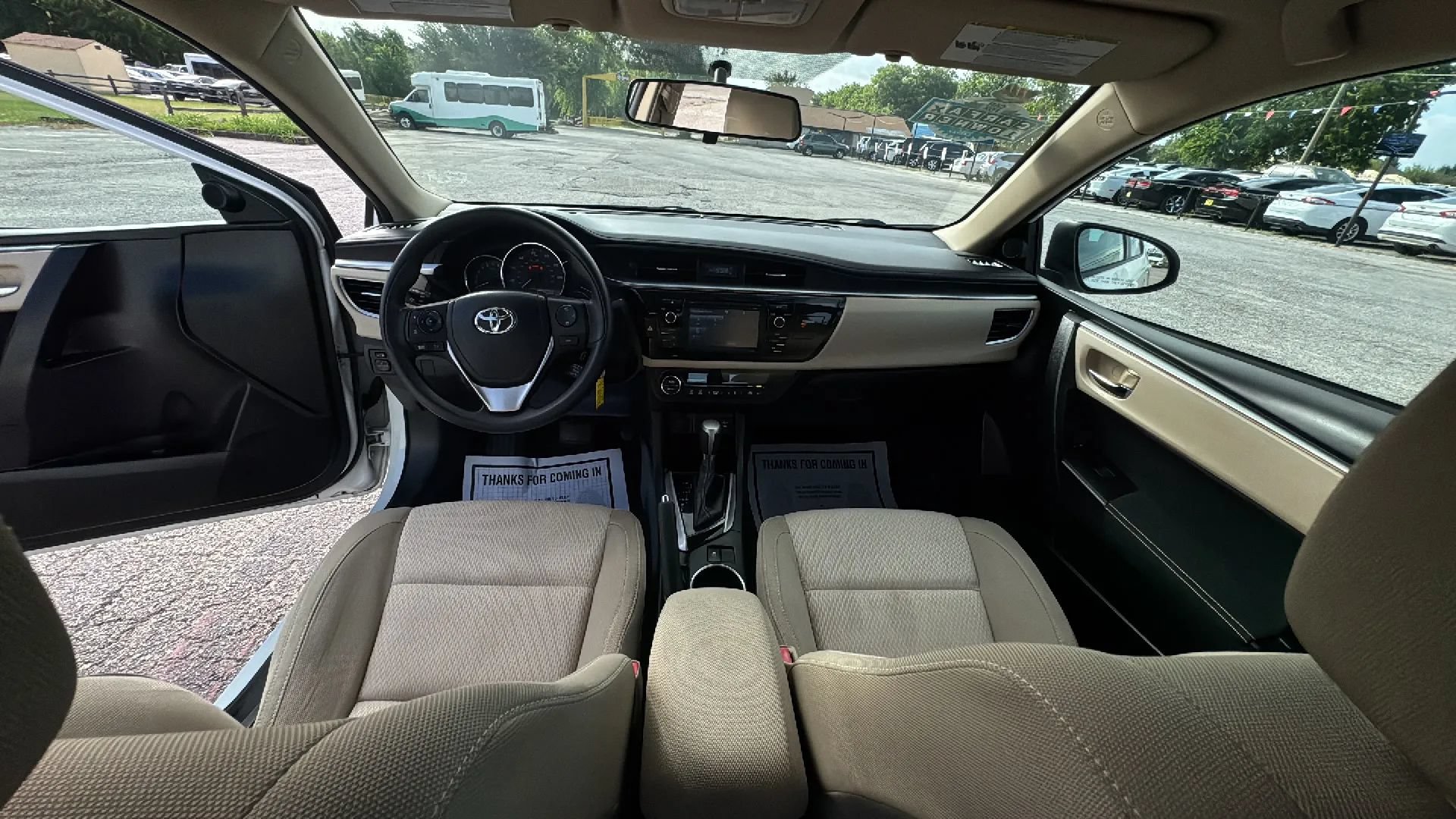 Used 2015 Toyota Corolla LE FWD image 9