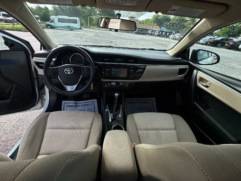 Used 2015 Toyota Corolla LE FWD image 9