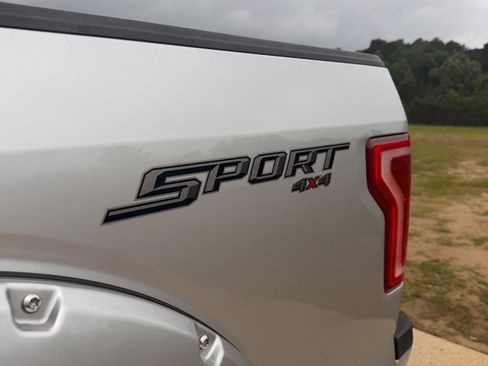 Used 2015 Ford F150 XLT w/ Equipment Group 301A Mid AWD/4WD image 10