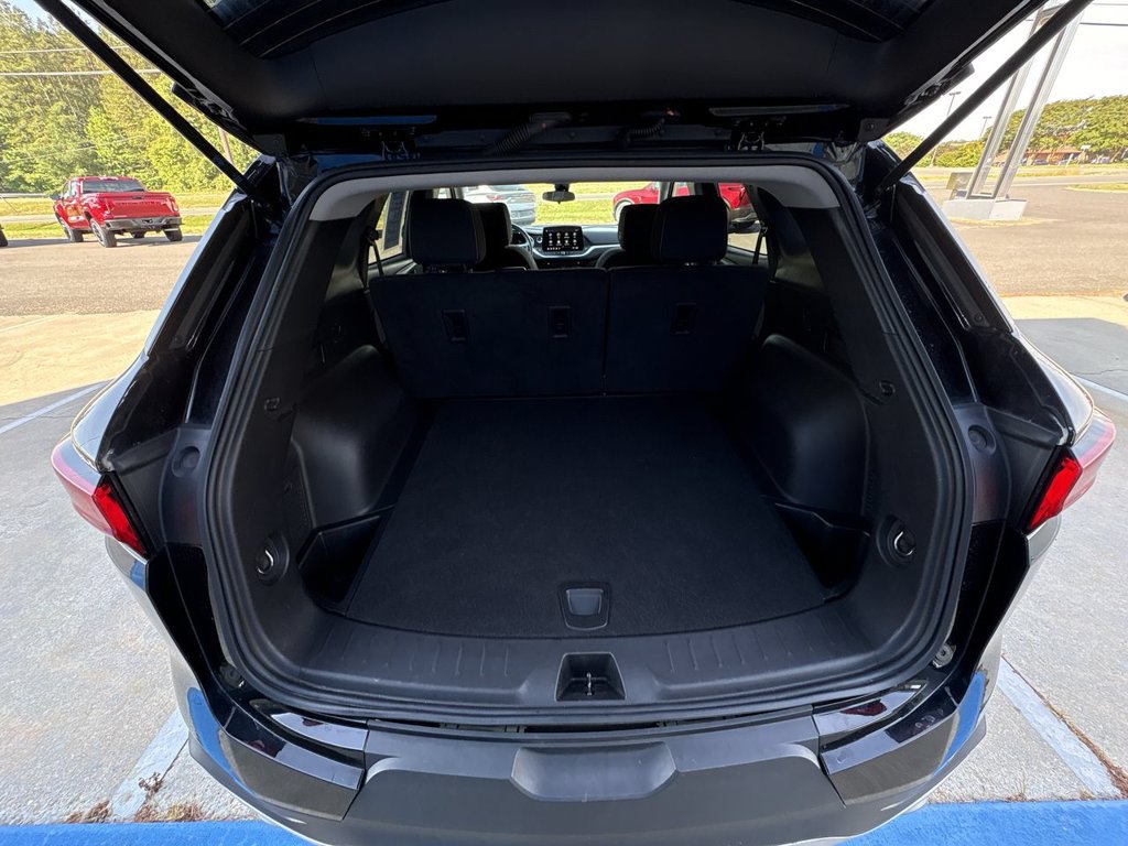 Certified 2025 Chevrolet Blazer LT AWD/4WD image 24
