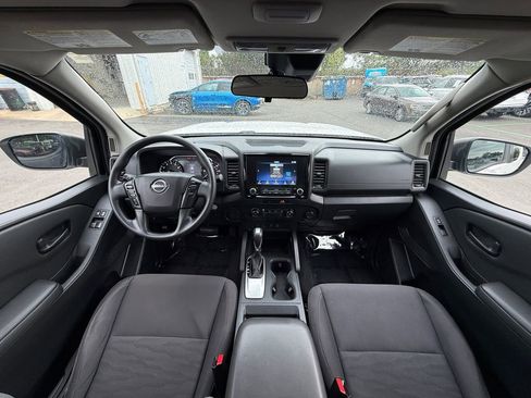 Used 2022 Nissan Frontier S RWD image 19