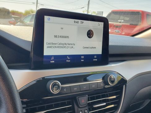 Used 2020 Ford Escape SE FWD image 18