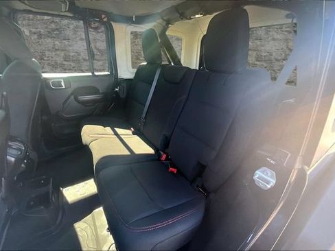 Used 2021 Jeep Wrangler Unlimited Rubicon w/ LED Lighting Group AWD/4WD image 22