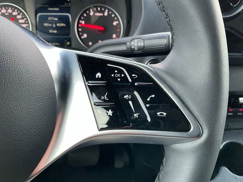 Used 2025 Mercedes-Benz Sprinter 2500 image 17