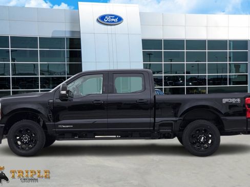 New 2026 Ford F250 Lariat w/ Black Appearance Package image 3
