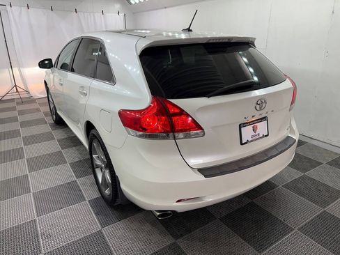 Used 2010 Toyota Venza AWD image 4