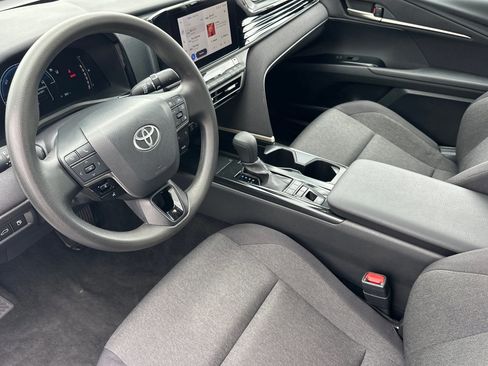 Certified 2025 Toyota Camry LE FWD image 9