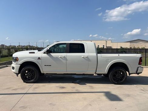 Used 2022 RAM 2500 Limited AWD/4WD image 6