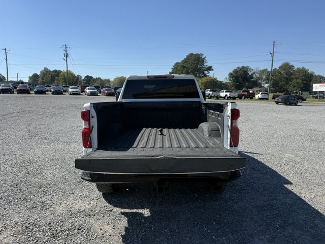 Used 2023 Chevrolet Silverado 2500 Custom w/ Custom Convenience Package AWD/4WD image 4