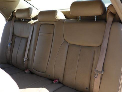 Used 2006 Cadillac DTS Performance image 43