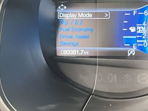 Used 2022 Ford Edge SEL w/ Convenience Package image 15