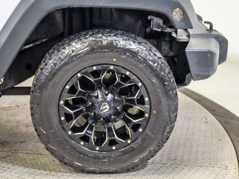 Used 2012 Jeep Wrangler Sport image 11