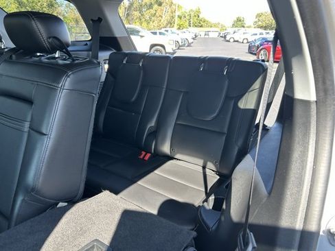 Used 2023 Ford Explorer XLT w/ Equipment Group 202A image 16