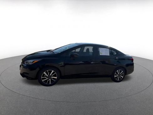 Used 2025 Nissan Versa SV FWD image 9