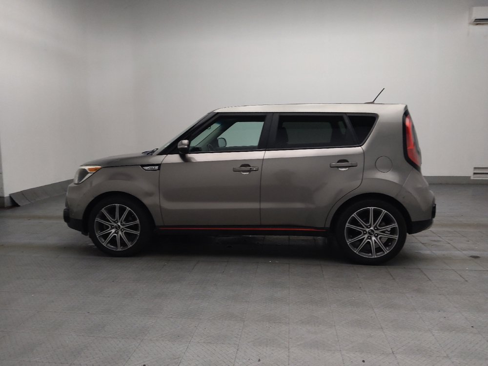 Used 2019 Kia Soul ! FWD image 3