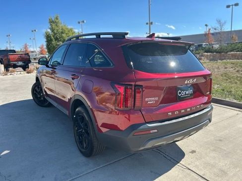 Used 2022 Kia Sorento S image 5