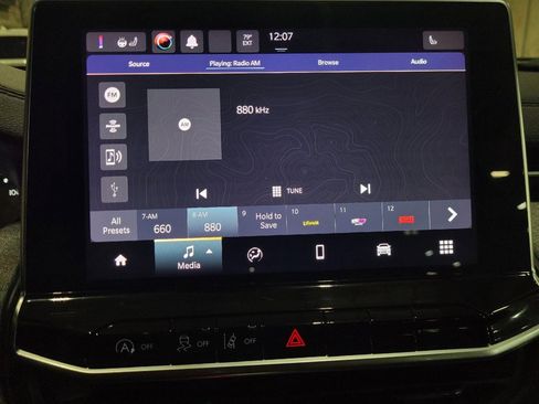 Used 2023 Jeep Compass Latitude AWD/4WD image 25
