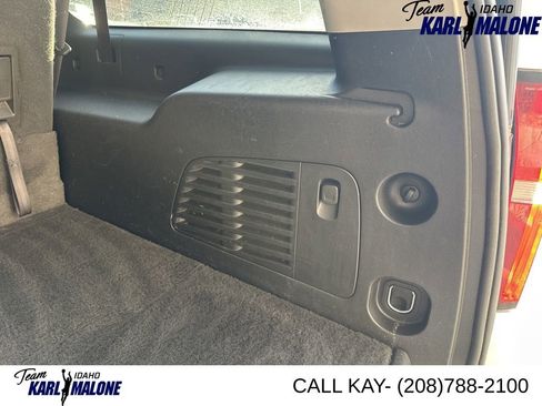 Used 2020 Chevrolet Suburban LT w/ Max Trailering Package AWD/4WD image 8