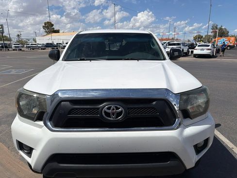 Used 2015 Toyota Tacoma PreRunner w/ TRD Off-Road Package RWD image 3