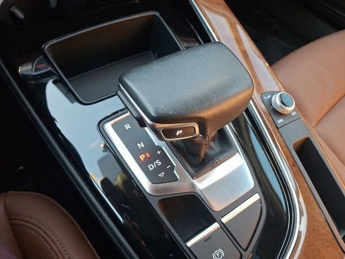 Certified 2022 Audi A4 2.0T Premium w/ 18" Wheel Package image 16