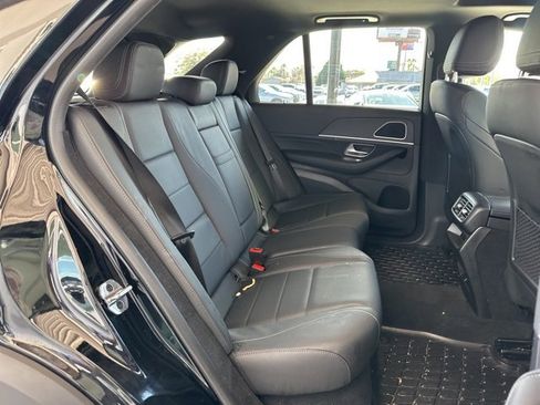 Used 2025 Mercedes-Benz GLE 350 4MATIC image 8