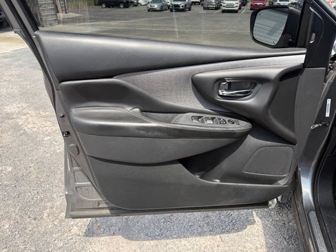 Used 2020 Nissan Murano SV FWD image 6