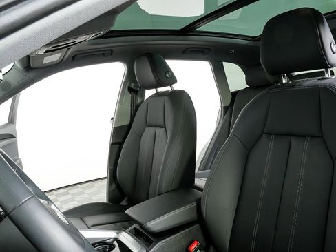 Certified 2025 Audi Q5 Premium Plus w/ Premium Plus image 5