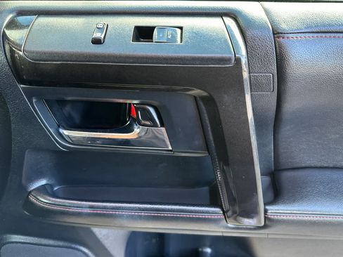 Used 2015 Toyota 4Runner TRD Pro AWD/4WD image 19
